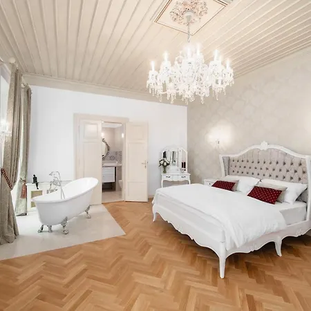 Hotel Hotel&restaurant Chateau Trnová 4*