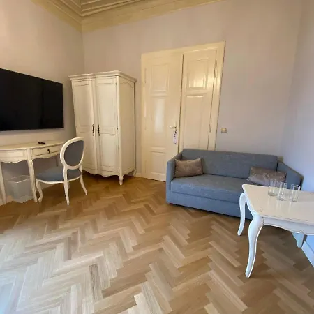 & Restaurant Chateau Trnova Hotel Trnova (Prague-West)