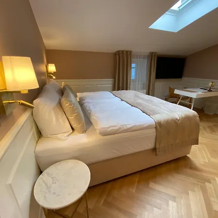Hotel & Restaurant Chateau Trnova 4*